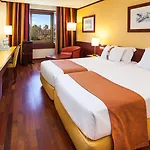 Lisbon-continental By Ihg Szálloda Lisboa