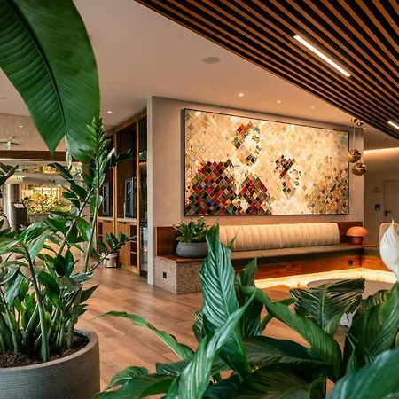 Lisbon-continental By Ihg Lisbona