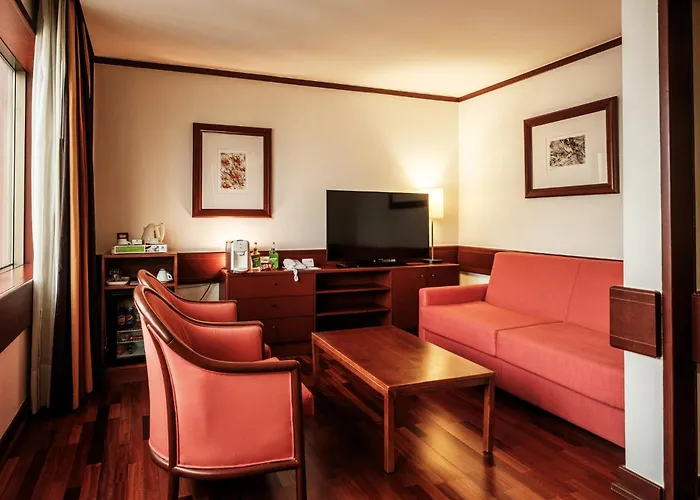 Lisbon-continental By Ihg 4* Lisbon