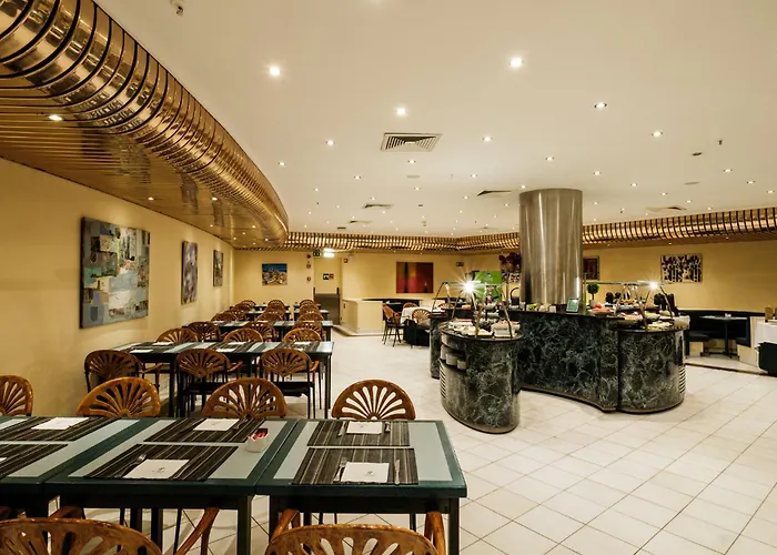 Hotel Lisbon-continental By Ihg 4*