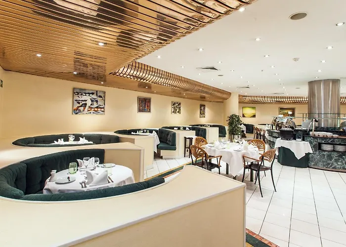 Lisbon-continental By Ihg Hotel Lisbon