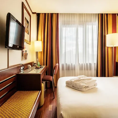 Lisbon-continental By Ihg Hotel 4*