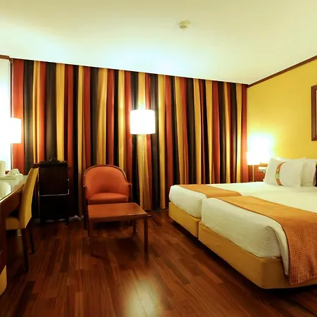 Hotel Lisbon-continental By Ihg 4*