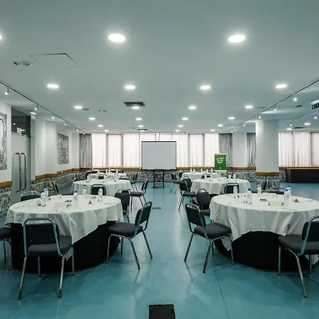 Lisbon-continental By Ihg Lizbona