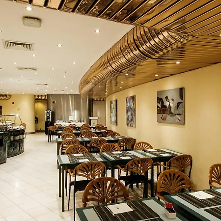 Lisbon-continental By Ihg Отель 4*