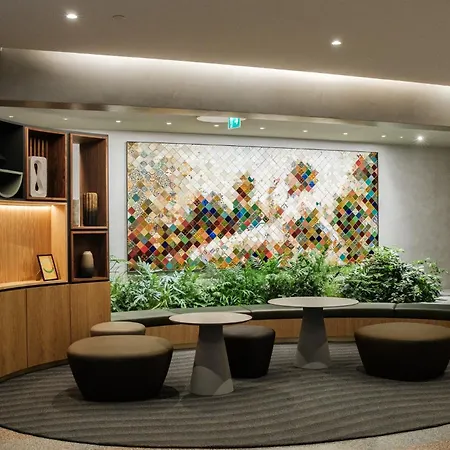 Lisbon-continental By Ihg Hotel