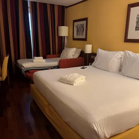 Lisbon-continental By Ihg Hotel Lizbona