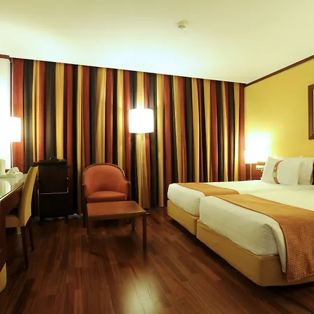 Lisbon-continental By Ihg Отель Лиссабон