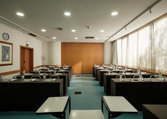 ホリデイ コンチネンタル 4* リスボン