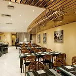 里斯本大陆假日酒店度假村 酒店 4*