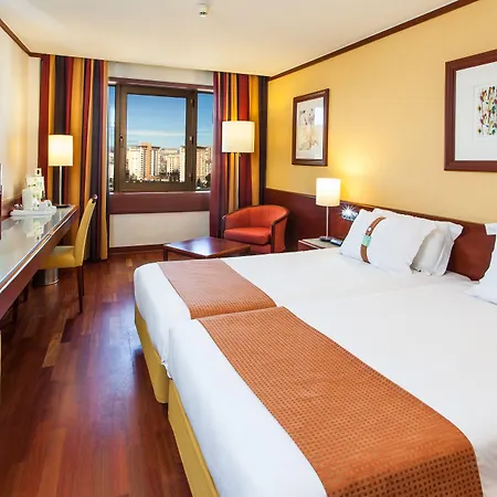 里斯本大陆假日酒店度假村 4*