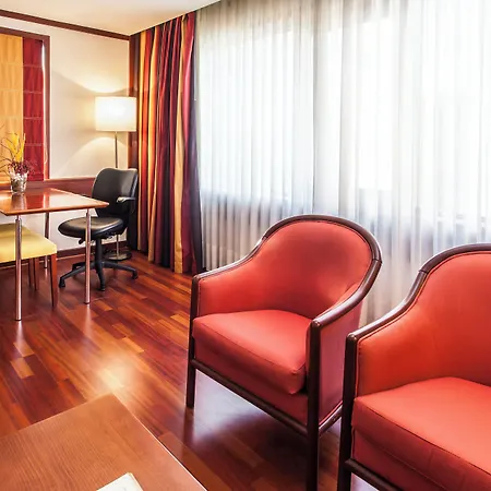 里斯本大陆假日酒店度假村