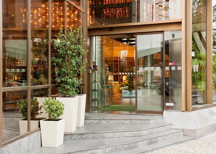 Отель Lisbon-continental By Ihg